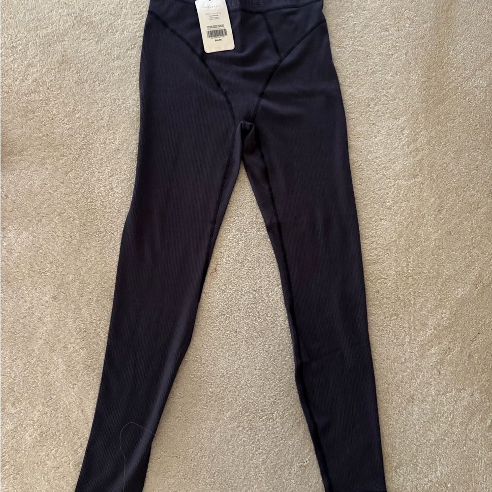Fabletics waffle leggings NWT- women’s medium